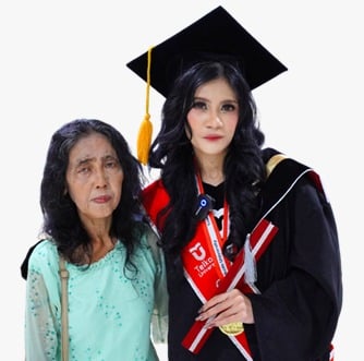 Indri Novianti - Mahasiswa