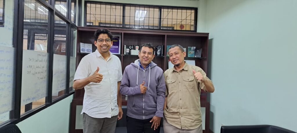 Kunjungan Perwakilan Alumni STTTelkom Angkatan 1999